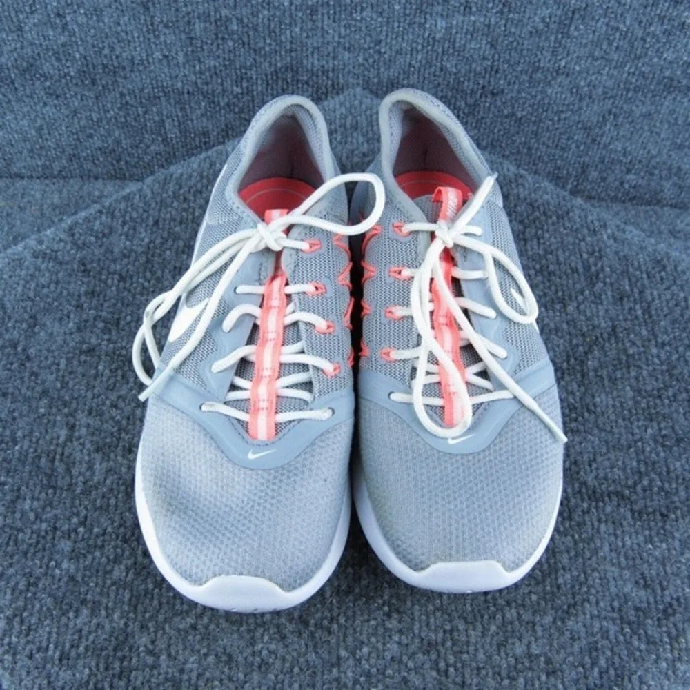 Nike VTR Wolf Women Sneaker Shoes Gray Fabric Lace Up‎ Size 6.5 Medium